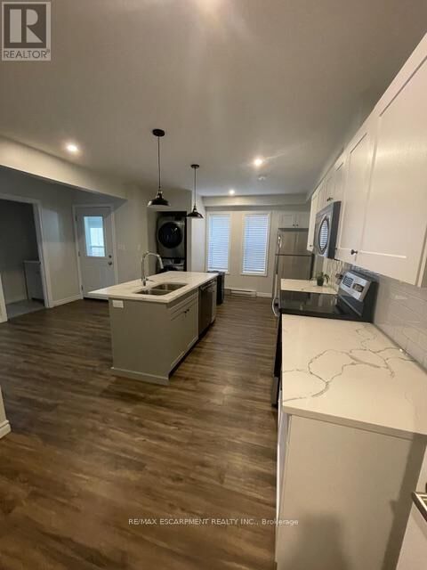 Property Photo: 109 Waterloo Street Main ON N2H 3V5