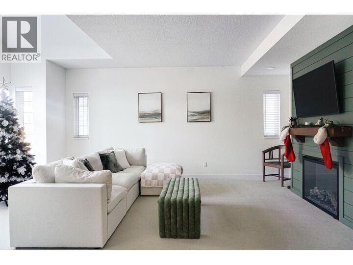 Photo de la propriété:  69 Baxter Street  BC V8C 2P2 