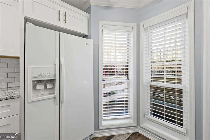 Property Photo: 907 Riverview Drive SE GA 30067