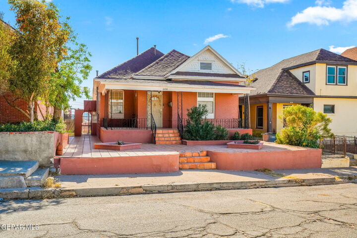 Property Photo: 608 Stewart Court TX 79902