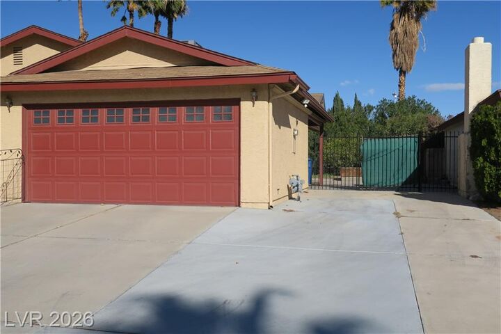 Property Photo: 6824 Calella Drive NV 89103