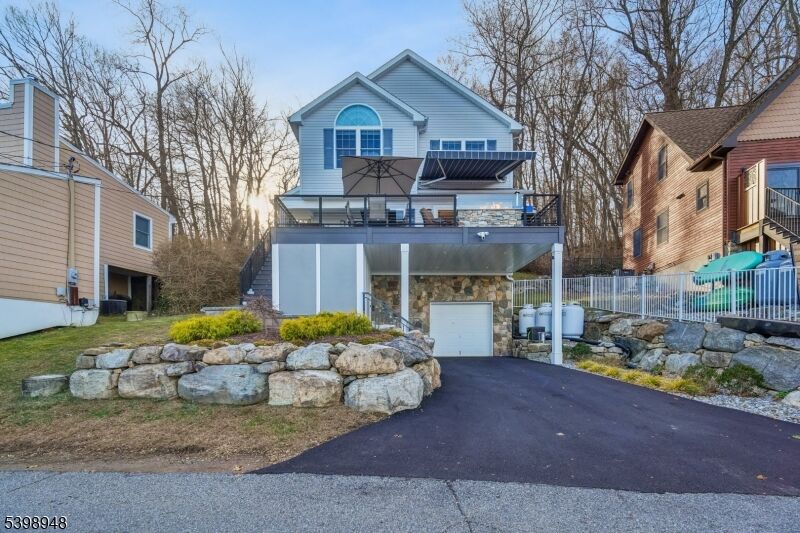 Property Photo: 305 Kingsland Rd NJ 07850