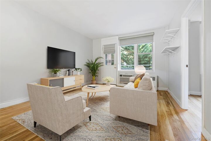 Property Photo: 2750 Johnson Avenue 7G NY 10463