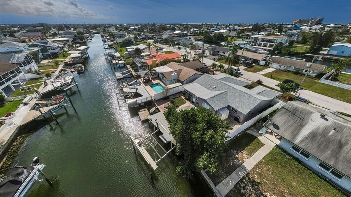 Property Photo:  13926 Darlene Avenue  FL 34667 