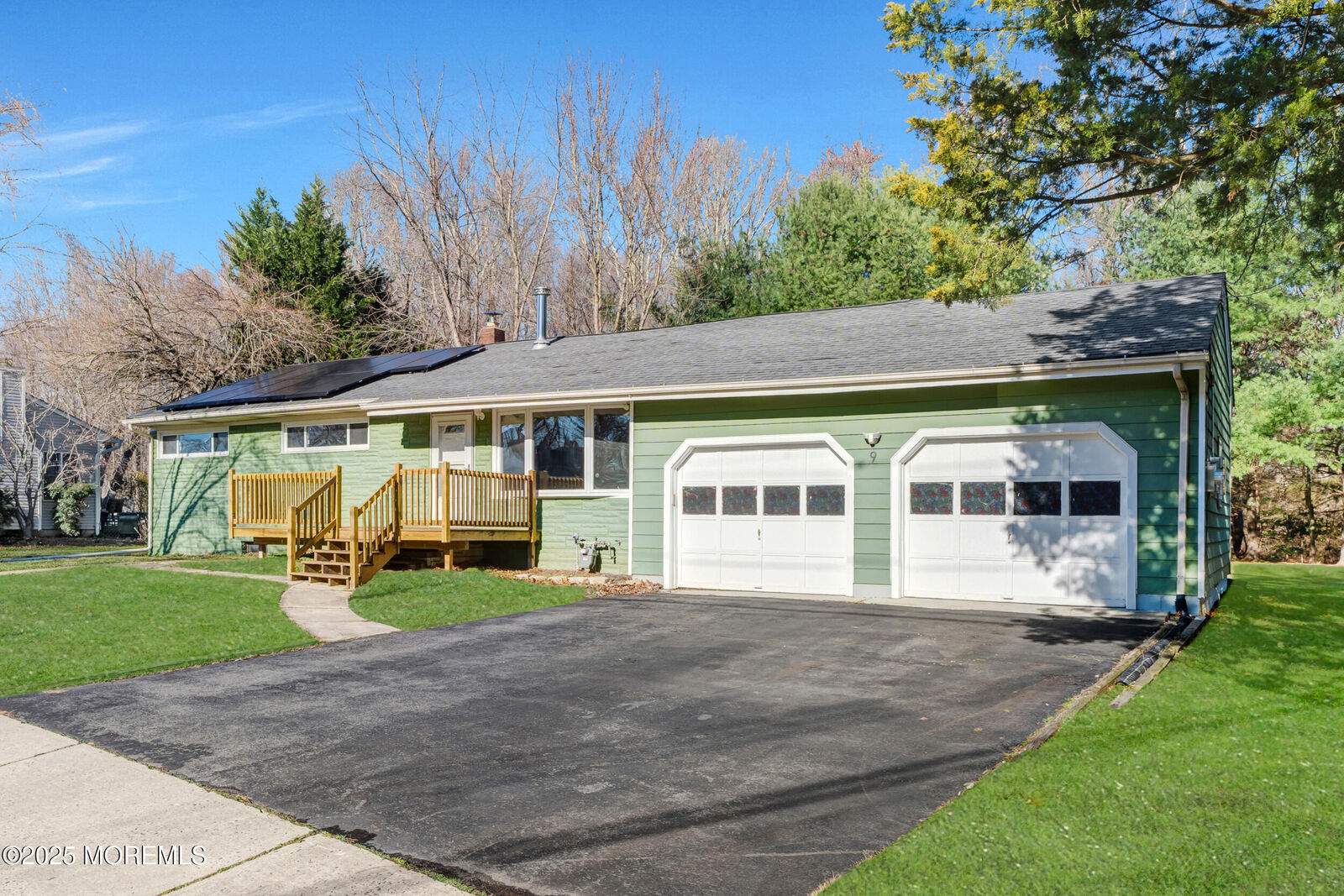 Property Photo:  9 Jeanne Drive  NJ 07753 