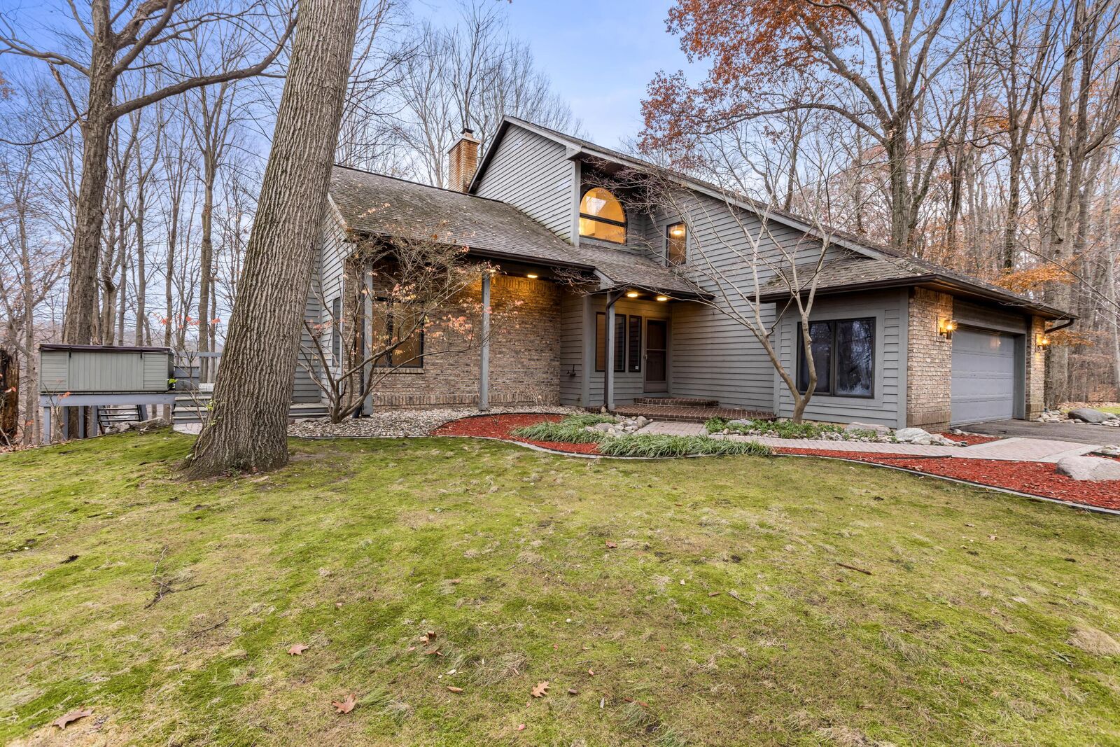 Property Photo: 15833 E B Avenue MI 49012