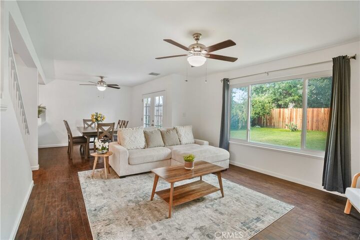 Property Photo: 1504 Santiago Court CA 93307