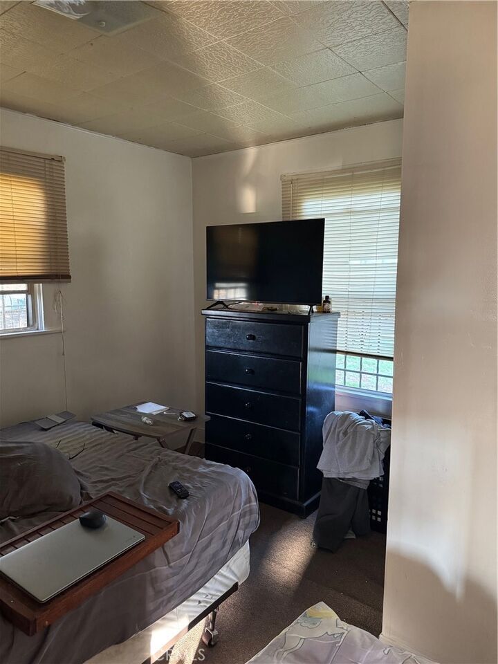 Property Photo:  11200 11200 Stanford Ave  CA 90059 