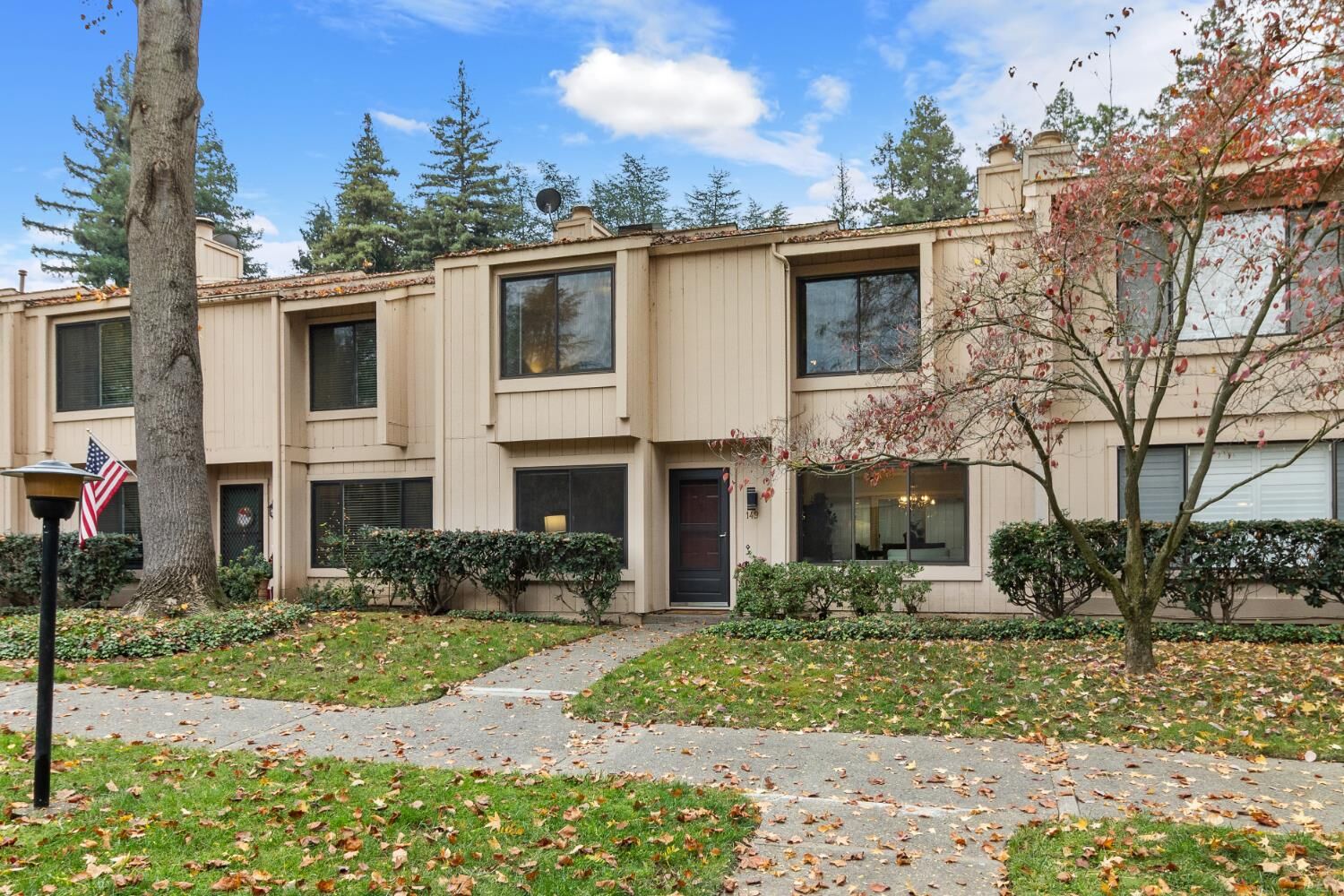 Property Photo: 149 Hartnell Place CA 95825