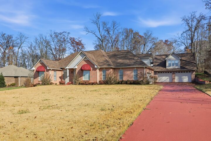 Property Photo:  453 Stonemeadow Rd  TN 37043 