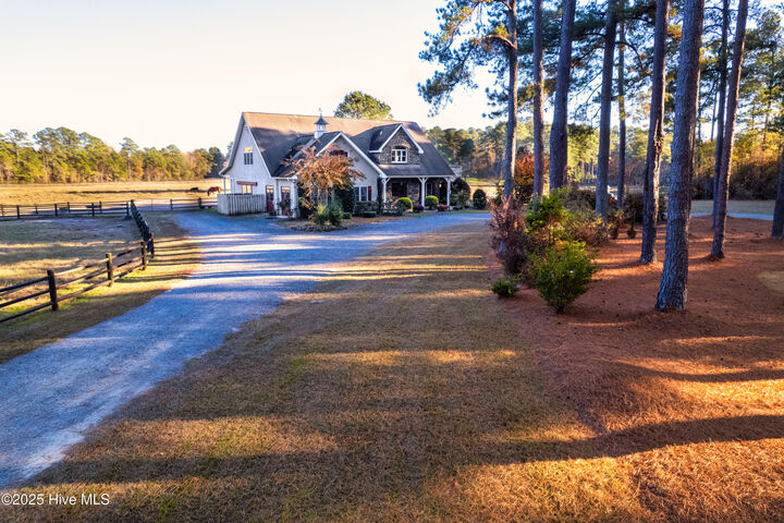 Property Photo: 300 Good Barn Road NC 28394