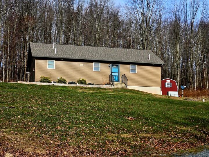 Property Photo:  401 Moon Street  PA 18833 