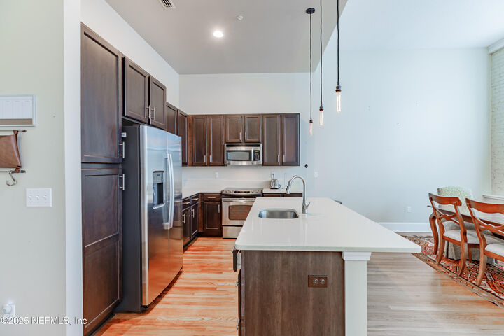 Property Photo:  2525 College Street 1101  FL 32204 