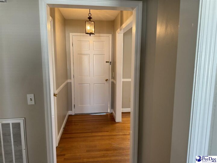 Property Photo: 3031 W Woodbine Avenue SC 29501-5955