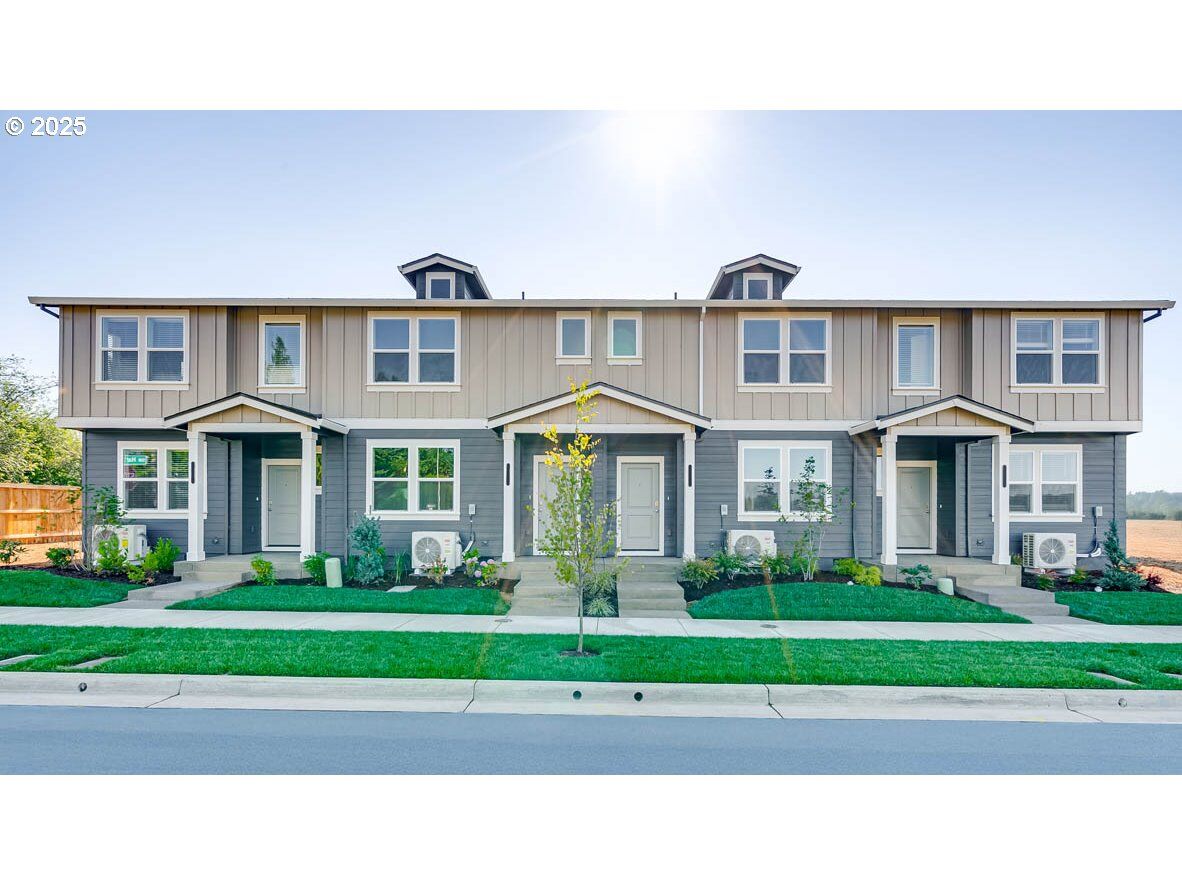 Property Photo: 3556 SW Hartley Ave OR 97080