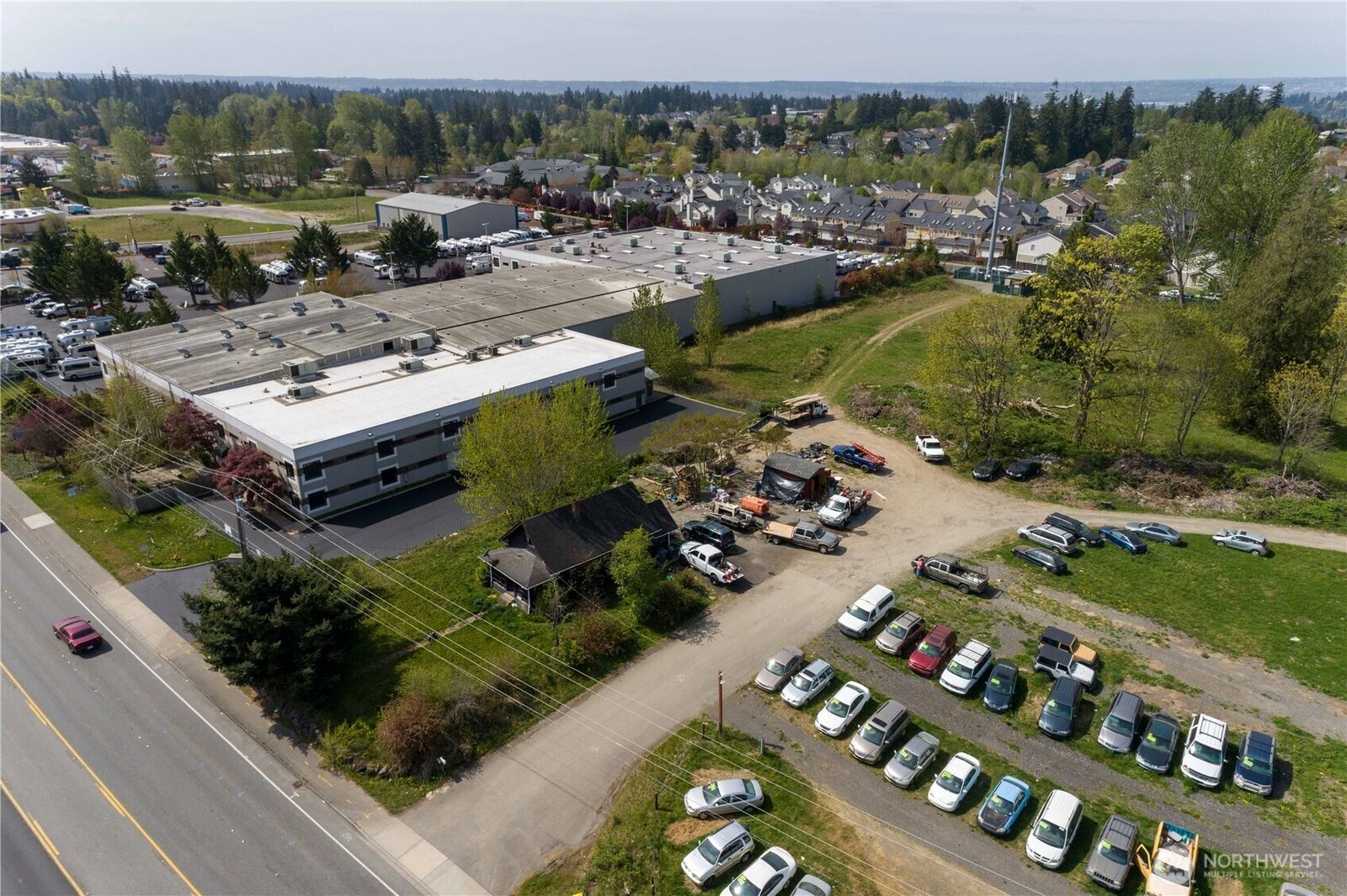 Property Photo: 200 Meridian Avenue E WA 98354