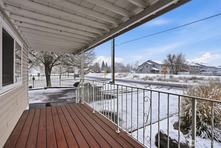 Property Photo: 17705 Boone Avenue WA 99016