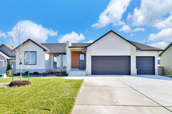 2710 N Bracken St  Wichita KS 67226 photo