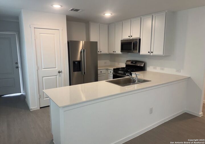 Property Photo: 2843 Red Diamond TX 78264