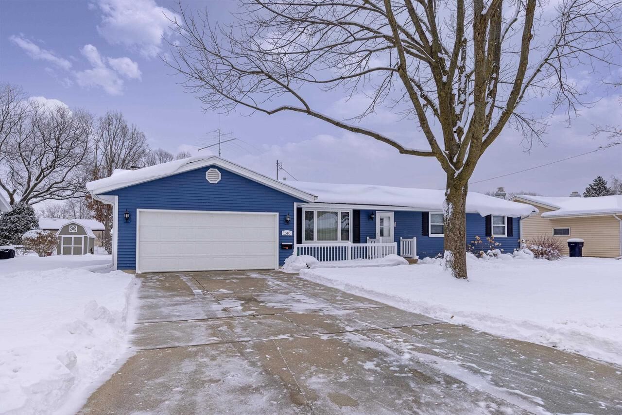 Property Photo:  1510 St George Lane  WI 53545 
