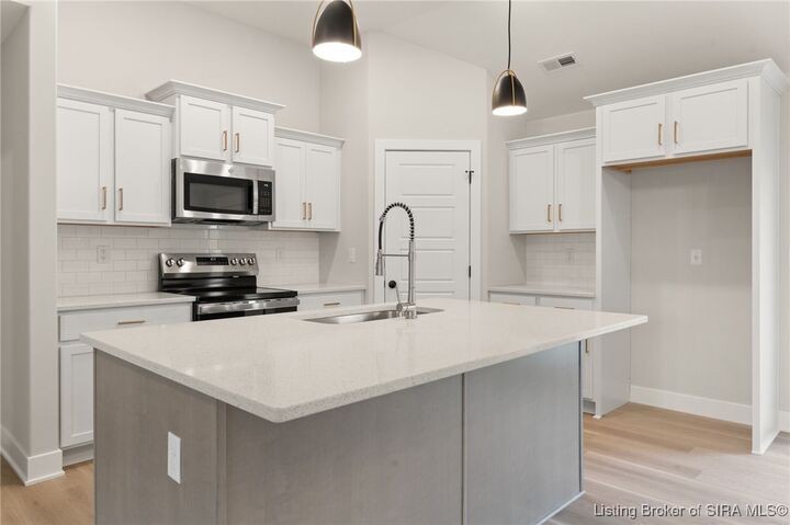 Property Photo:  13954 Deer Run Trace Lot 425  IN 47143 