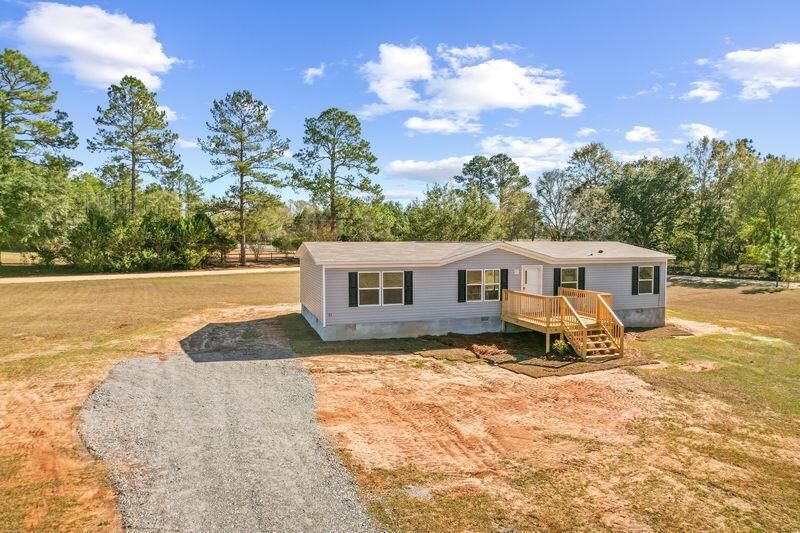 Property Photo:  8225 S County Rd 55  AL 36320 