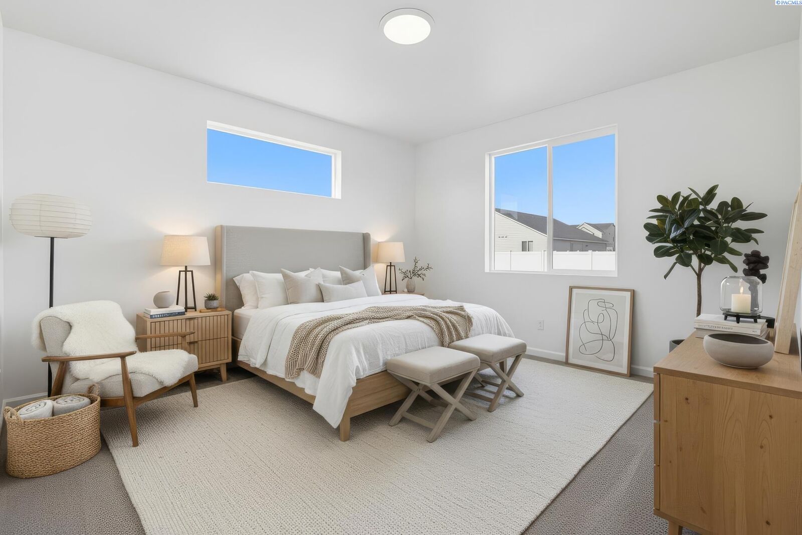 Property Photo: 501 Amberly Ave WA 98930