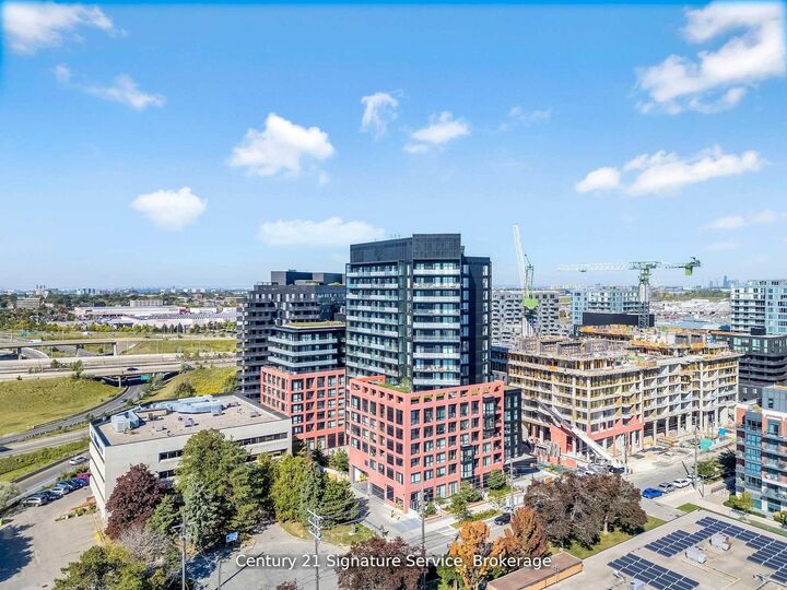 Property Photo: 8 Tippett Road 803 ON M3H 0E7