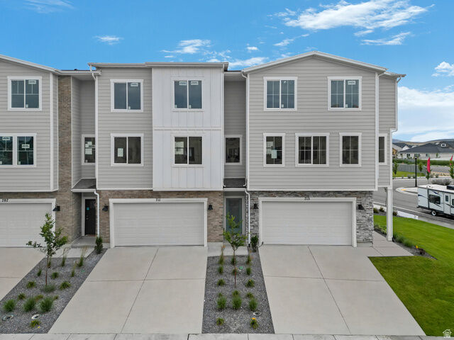 Property Photo:  5255 N Evergreen Way 211  UT 84005 