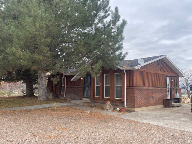 Property Photo: 423 N 900 E UT 84647