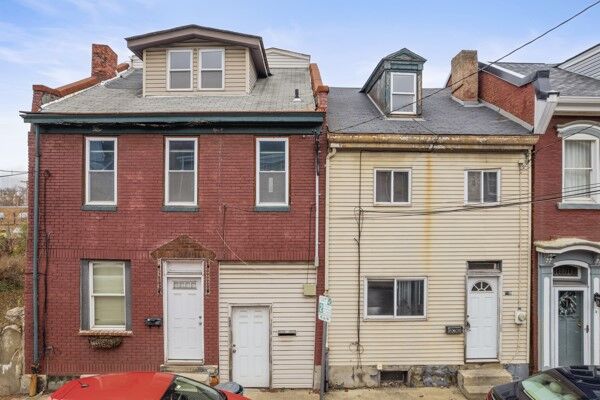 Property Photo:  1117-1119 Freyburg St  PA 15203 