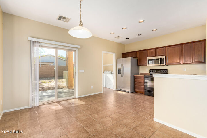 Property Photo: 1285 E Desert Springs Way AZ 85143