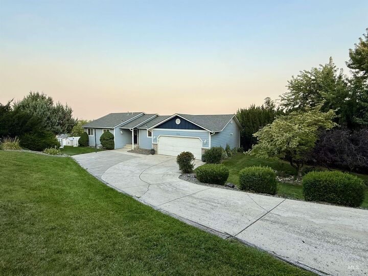 Property Photo:  2995 Dove Drive  WA 99403 