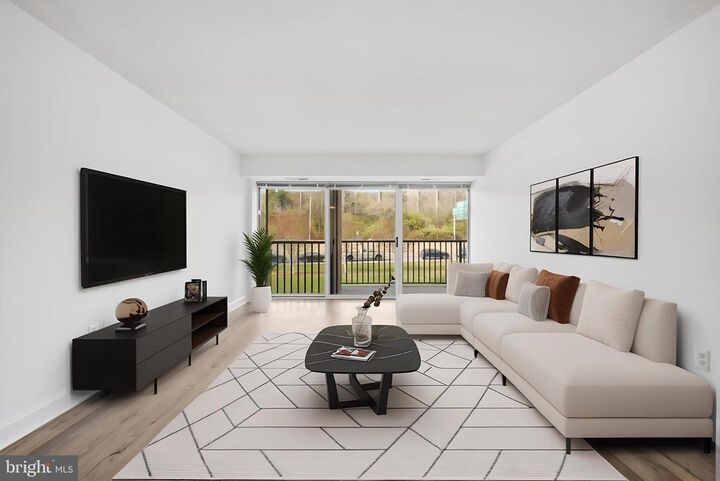 Property Photo: 1300 Army Navy Drive 124 VA 22202