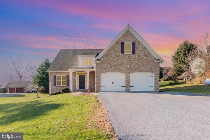 450 Druid Hill Drive  Mountville PA 17554 photo