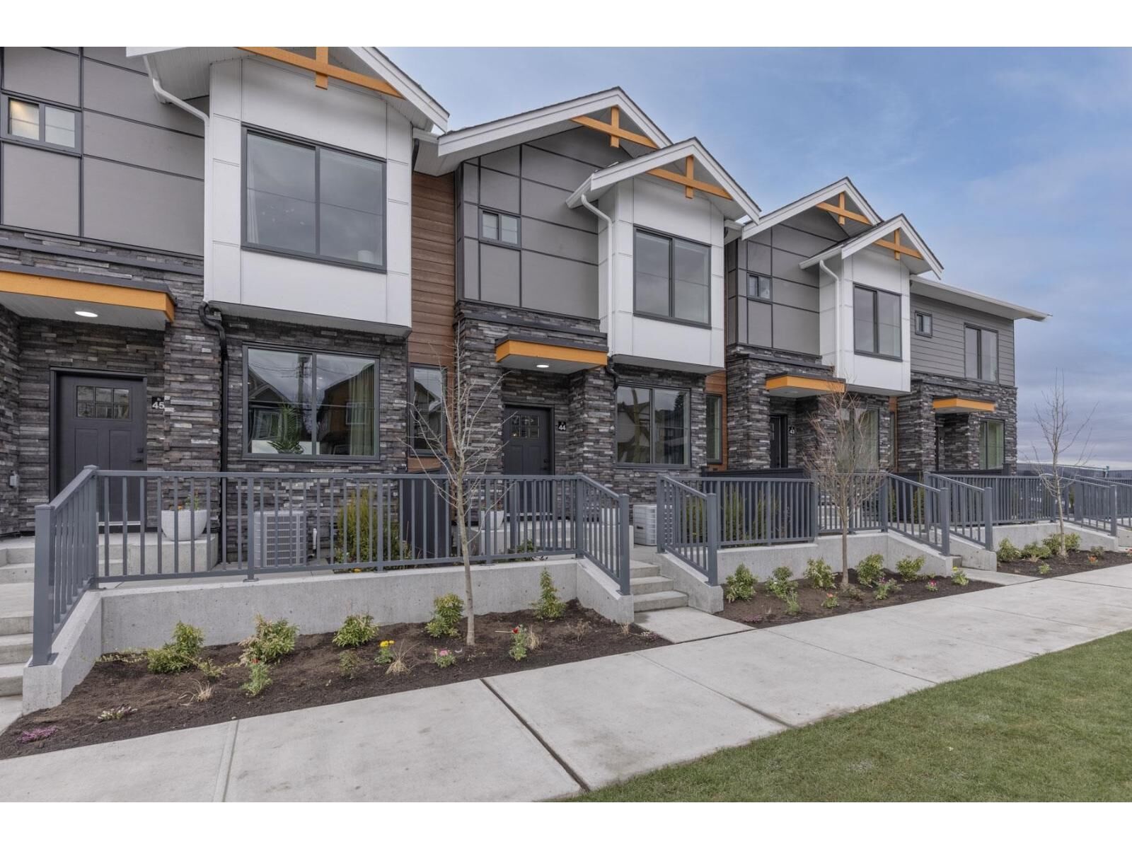 Property Photo:  6035 141 Street 36  BC V3X 0L6 