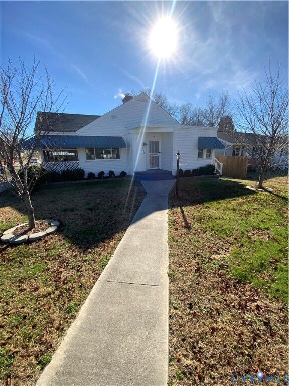 Property Photo: 2200 Ferndale Avenue VA 23803