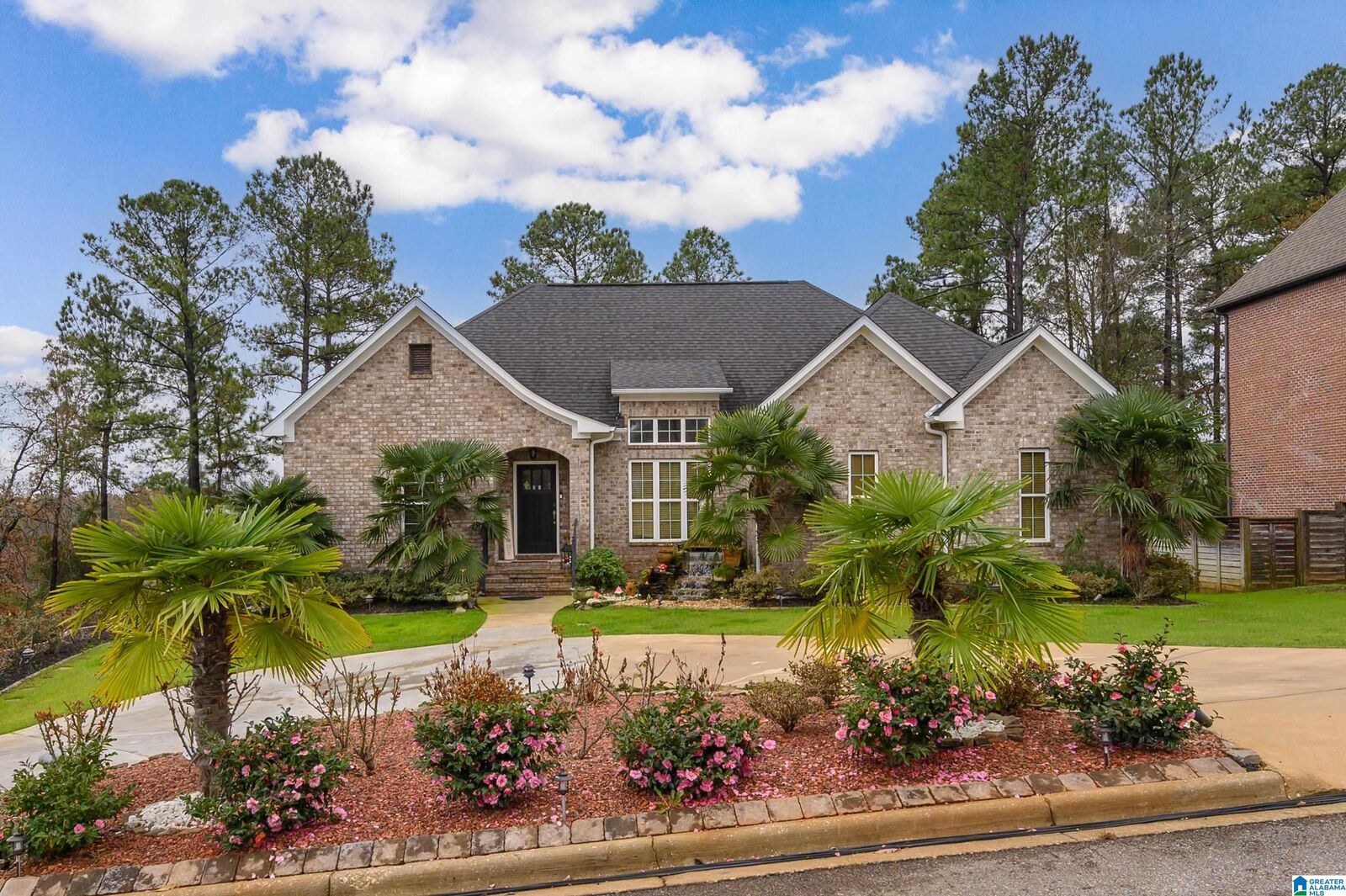 Property Photo:  1024 Asbury Circle  AL 35022 