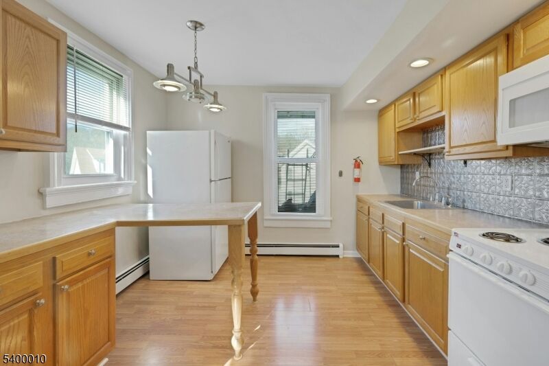 Property Photo:  65 E New St  NJ 07866 
