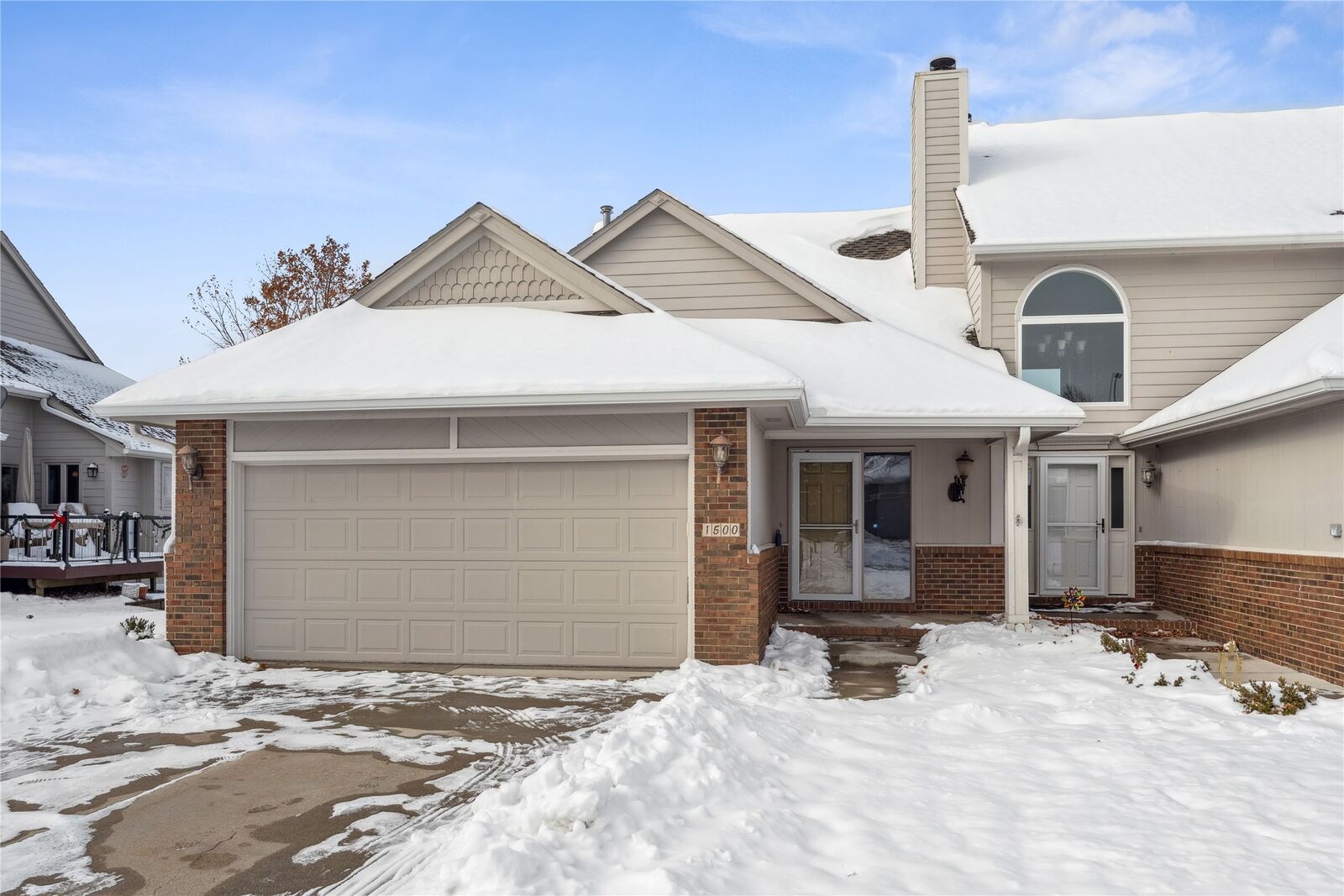 Property Photo: 1500 Dover Bay Drive IA 50325