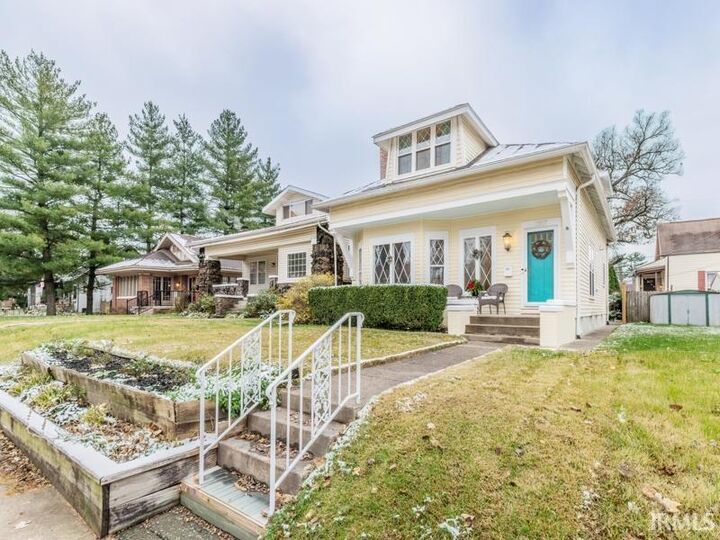 Property Photo: 1307 Lincoln Avenue IN 47714