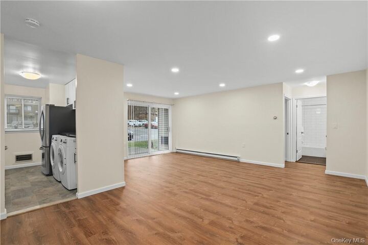 Property Photo:  305 Vista On The Lake  NY 10512 