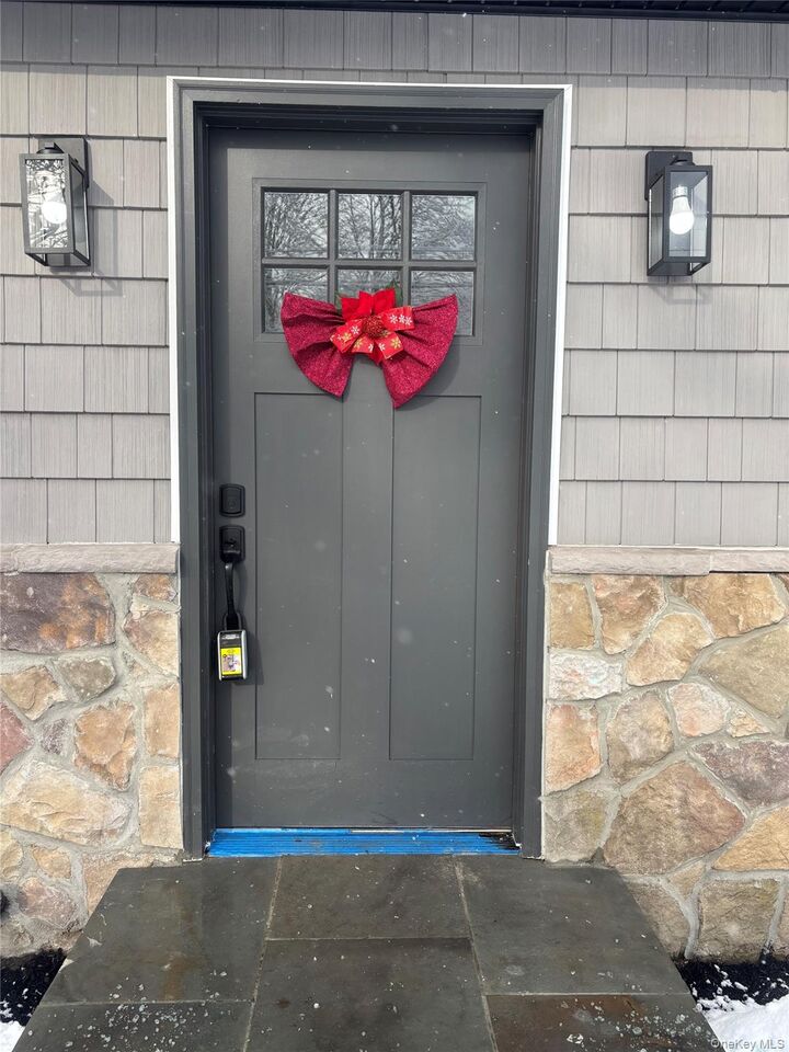 Property Photo:  371 Oceanside Street  NY 11752 