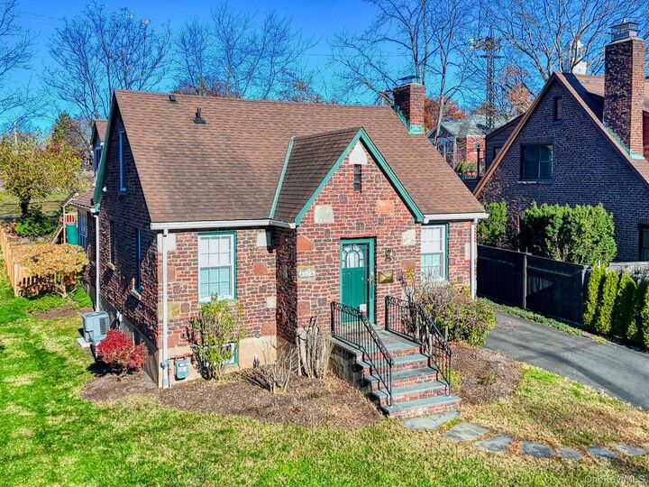 Property Photo: 27 Haven Court NY 10960