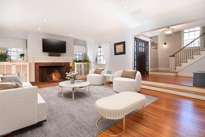 Property Photo:  414 Pelham Manor Road  NY 10803 