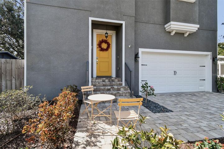 Property Photo:  2808 W Pearl Avenue  FL 33611 