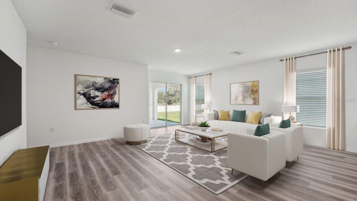 Property Photo:  3362 Ivy Hollow Drive  FL 33565 