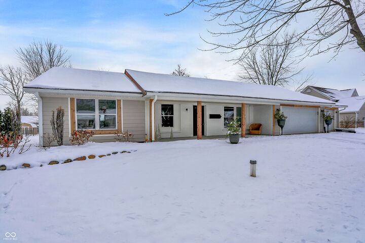 9785 Barth Drive  Zionsville IN 46077 photo