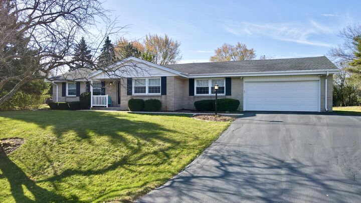 Property Photo: 9033 N Seneca Rd WI 53217