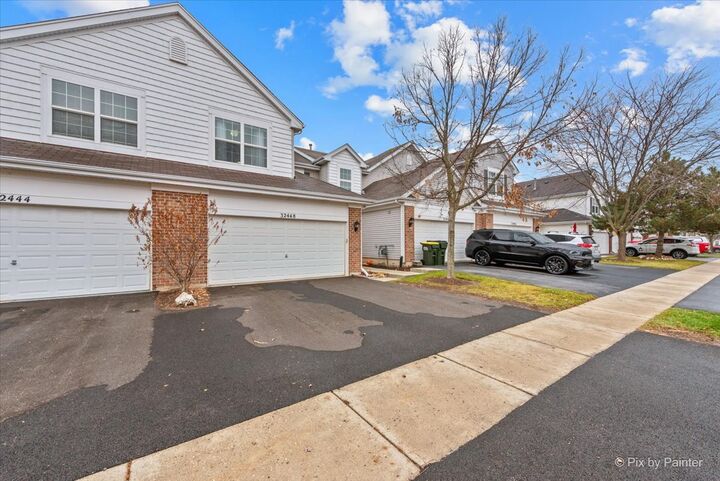 Property Photo:  32448 N Allegheny Way  IL 60051 